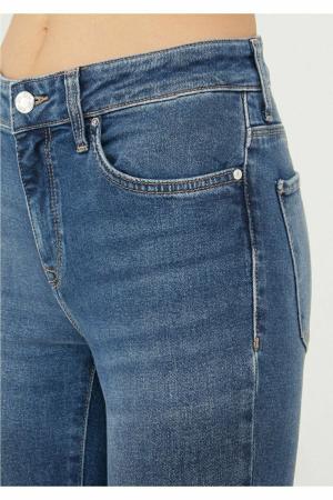 Women's blue jeans