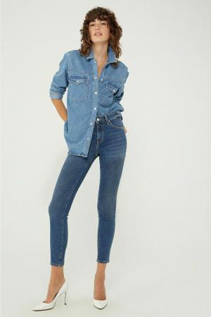 Women's blue jeans