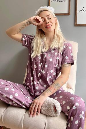 Women's patterned pajamas