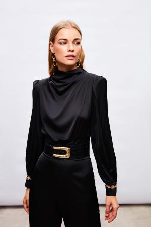 Blouse with sleeve accessory detail