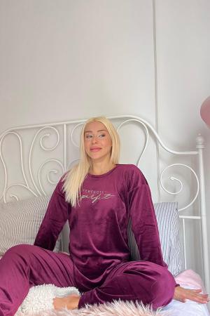 Women's velvet pajama set