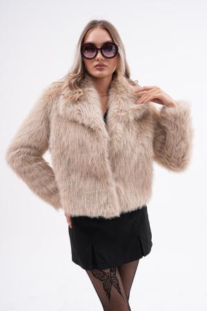 Wide Collar Fur