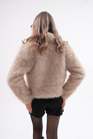 Wide Collar Fur