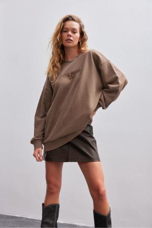 Brown Oversize Faded Effect Embroidered Crew Neck Fleece Sweatshirt