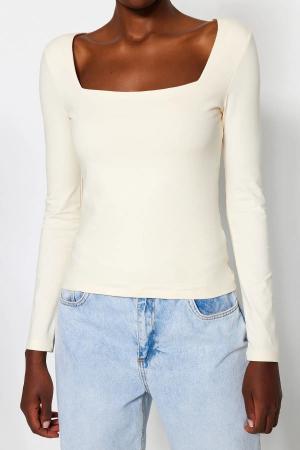 Cotton knitted blouse