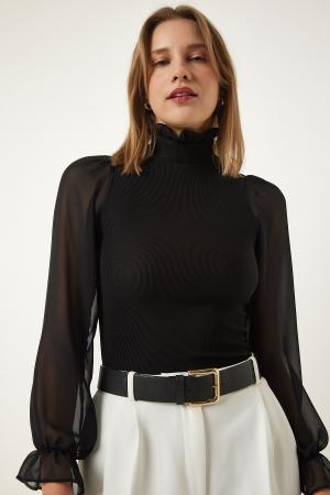 High neck knitted blouse