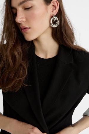 Buttoned tailored blazer