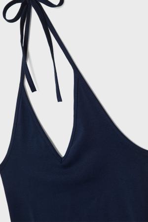 Halter neck top with halter neckline