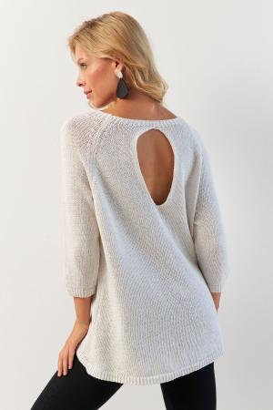 Women's White Back Drop Knit Blouse