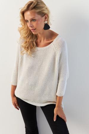 Women's White Back Drop Knit Blouse