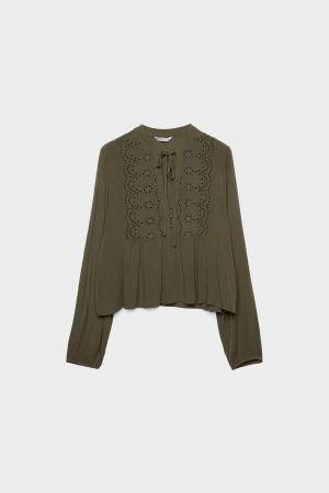 blouse