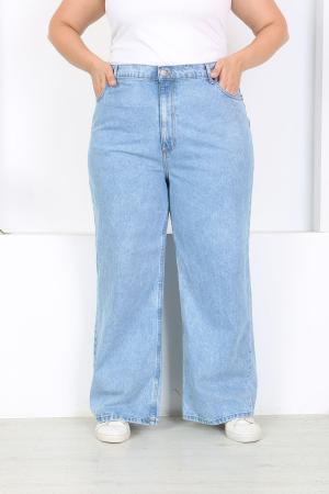 WOMEN'S PLUS SIZE BLUE JEANS