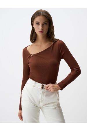 Brown collared blouse