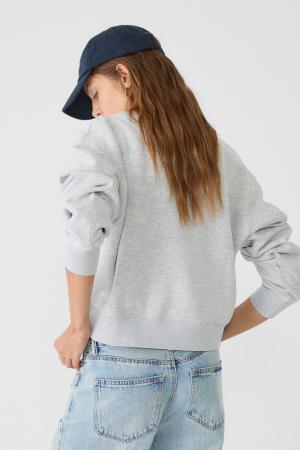 Crew neck basic sweatshirt