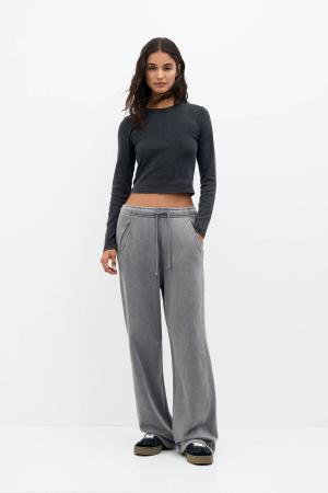 sweatpants